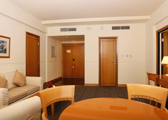 J5 Hotels - Port Saeed